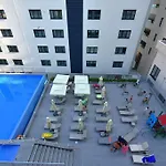 Brand New ! Seaside Apt With Poolview & Parking