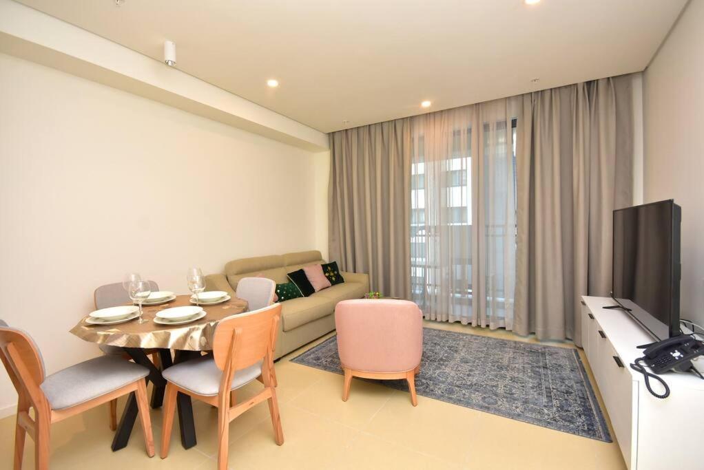 Brand New ! Seaside With Poolview & Parking Budva